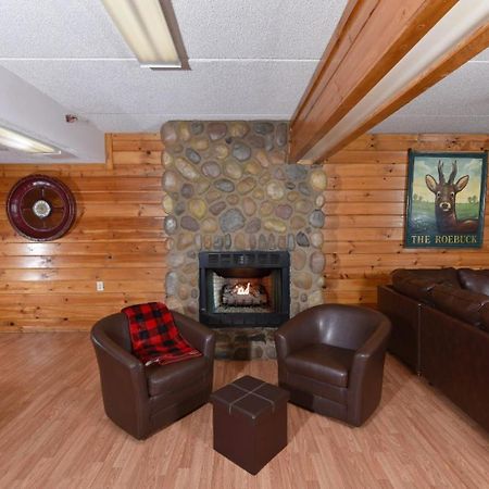 Red Oak Lodge Гетлинбург Екстериор снимка