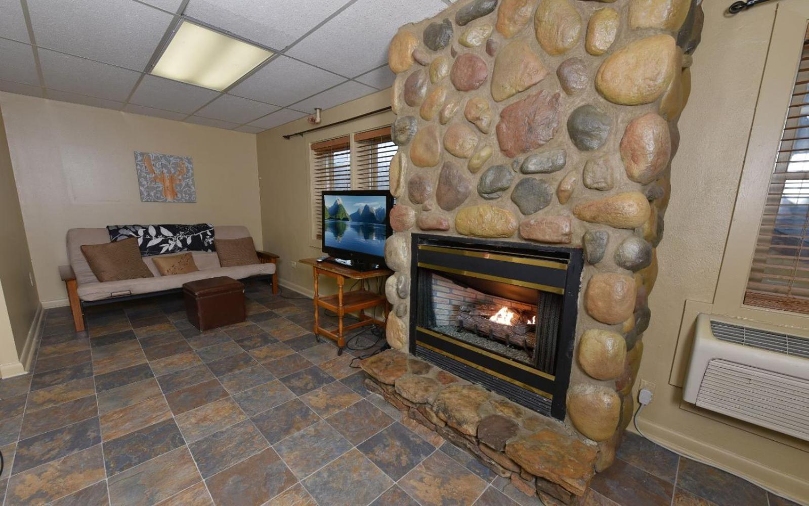 Red Oak Lodge Гетлинбург Екстериор снимка